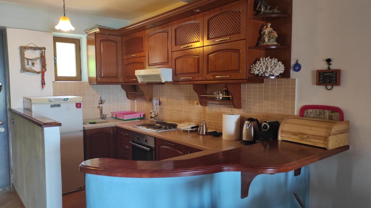 Q Bay Apartments Кепаро Экстерьер фото
