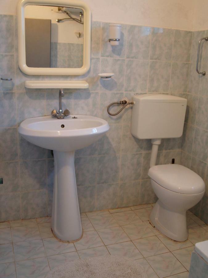 Q Bay Apartments Кепаро Экстерьер фото