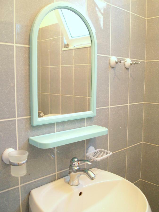 Q Bay Apartments Кепаро Экстерьер фото